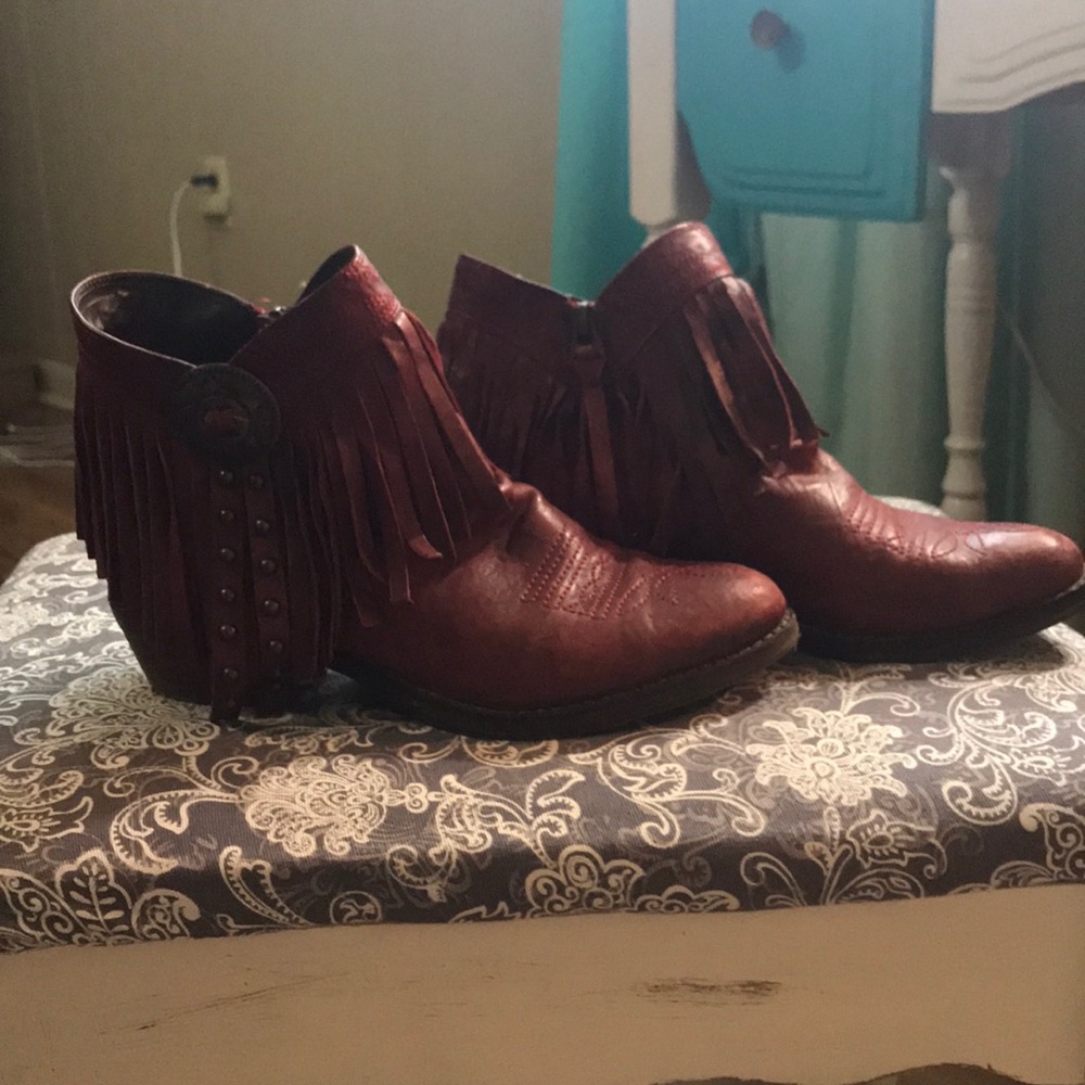 Sam Edelman booties red fringe
